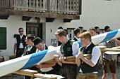 Ein neuer Maibaum für Kirchreit am 01.05.2019