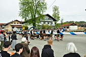 Maibaumaufstellen in Soyen am 30.04.2022